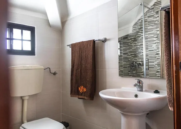 Moradia Borda D'agua * Nazaré